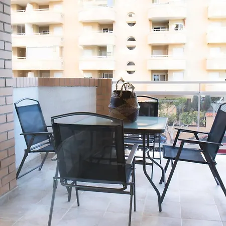 Beachfront Family Retreat, Marina D'or *